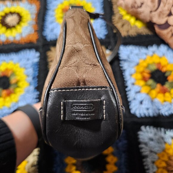 2001 Vintage Y2K Coach Demi Shoulder Bag in Brown Signature Jacquard Purse - Picture 3 of 6